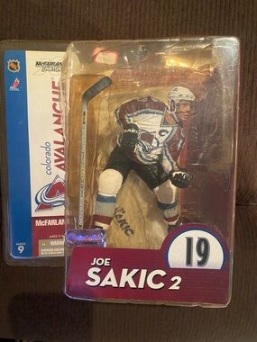 JOE SAKIC 2004 McFarlane NHL Series 9 Figure COLORADO